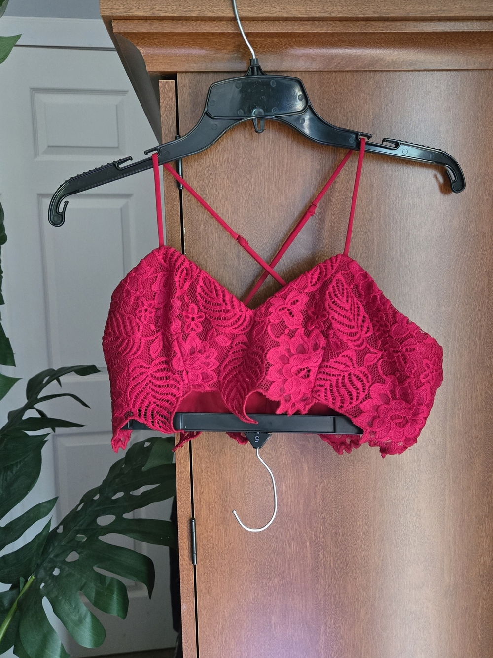Women’s Lace Crop Red Bra Top